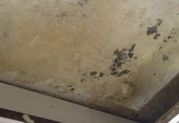 雨山阳台漏水维修公司分享下雨山卫生间渗水维修需要注意哪些问题。