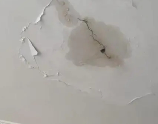 雨山阳台漏水维修公司分享下屋面防水工程质量问题原因分析